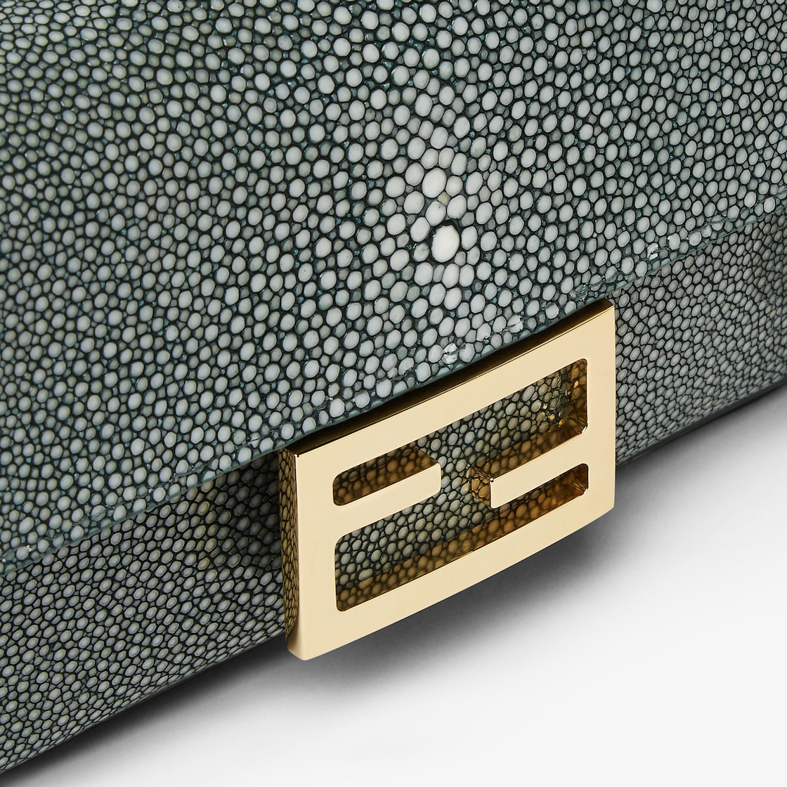 FENDI Baguette® Mini English green stingray leather bag - Image 7